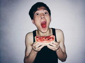 吃瓜和痴瓜一样吗,揭秘两者之间的微妙区别